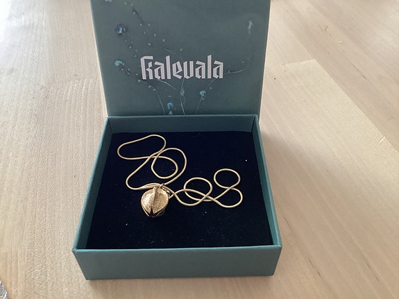 Kaulakoru , Kalevalan lumikukka