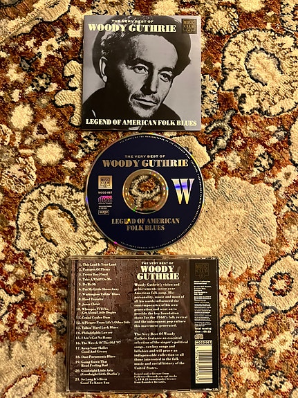 Woody Guthrie: Legend of american folk blues