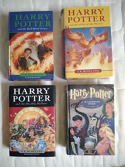 Harry Potter -kirjoja