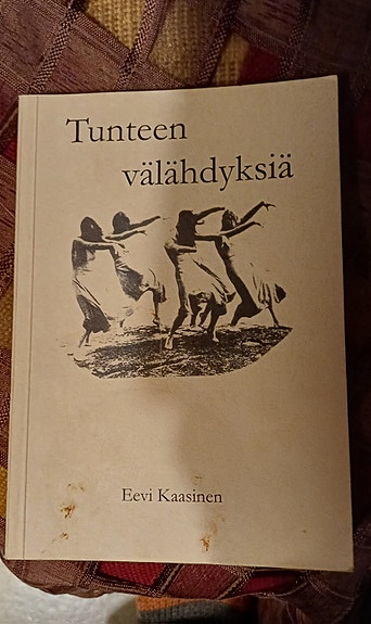 Tunteen välähdyksiä ,Eevi Kaasinen