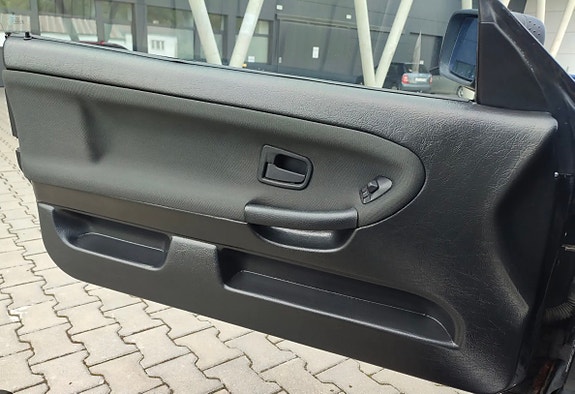 Os: Bmw e36 coupe/cabrio ovipahvit