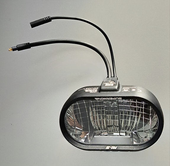 Supernova M99 Mini Pro sähköpyörän etuvalo