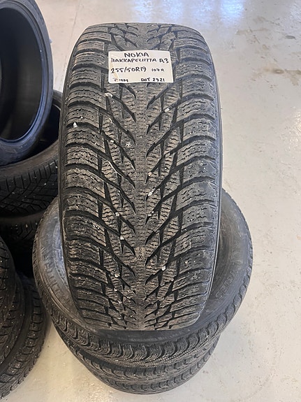 Käytetyt renkaat Nokian Hkpl R3 255/50R19