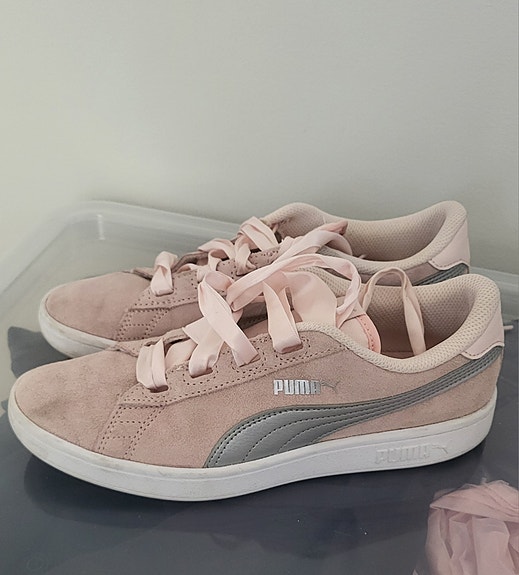Naisten Puma lenkkarit koko 38