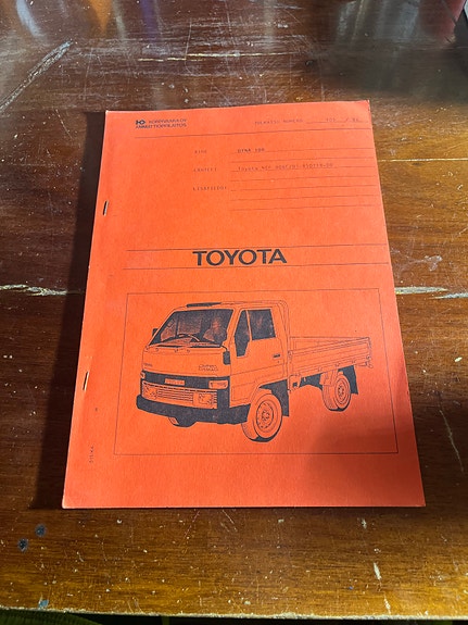 Toyota Dyna 100-tekninen erittely.