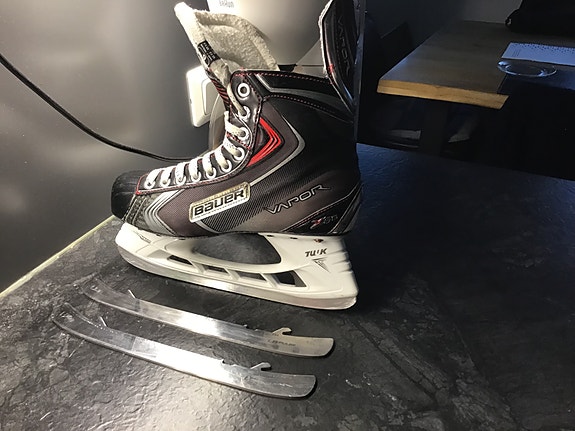Bauer Vapor x90 koko 6ee