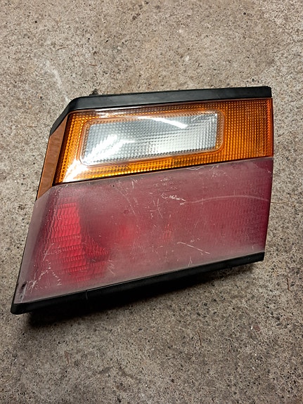 Nissan Primera P10