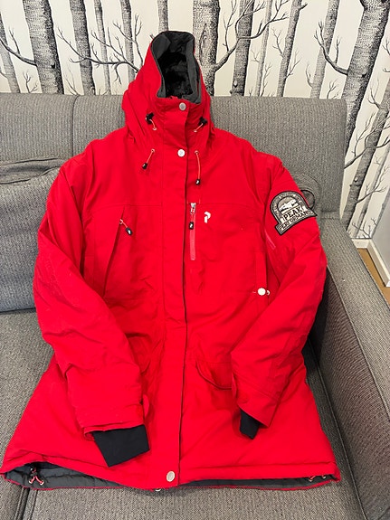 Peak Performance talvitakki/laskettelutakki