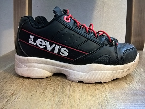 Levis nahkalenkkarit 31