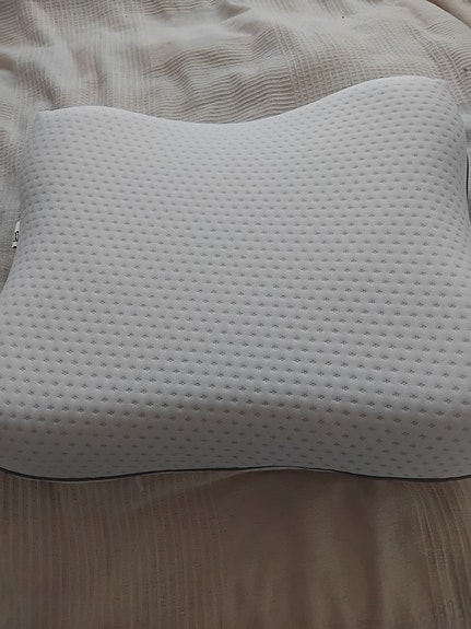 IKEA ergonominen tyyny