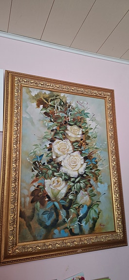 Taulu kukka-aiheinen öljyvärimaalaus kultakehyksillä 91×66