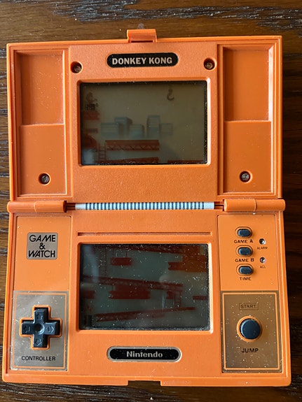 Nintendo Donkey Kong elektroniikkapeli vuodelta 1982