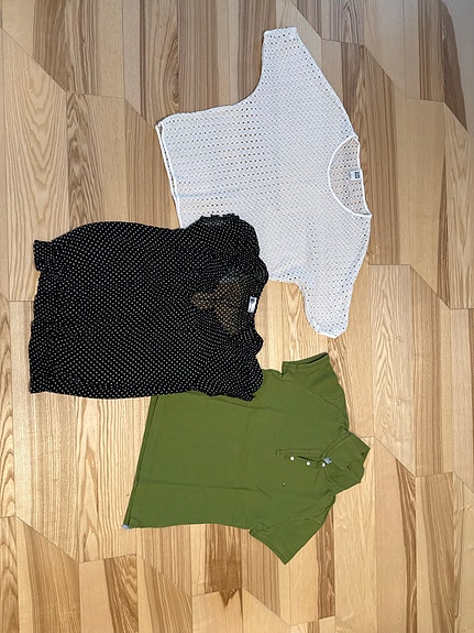 Naisten L/XL vaatepaketti