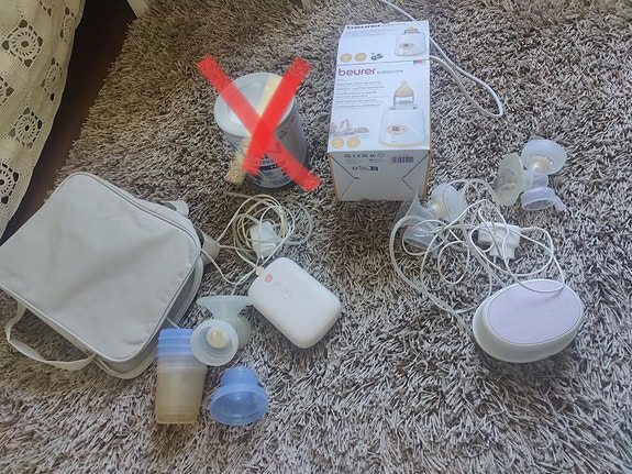 Rintapumppuja ja tuttipullon lämmitin