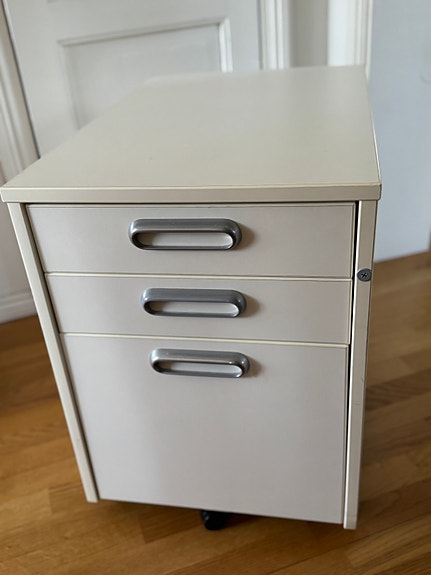 IKEA Galant laatikosto vaalea