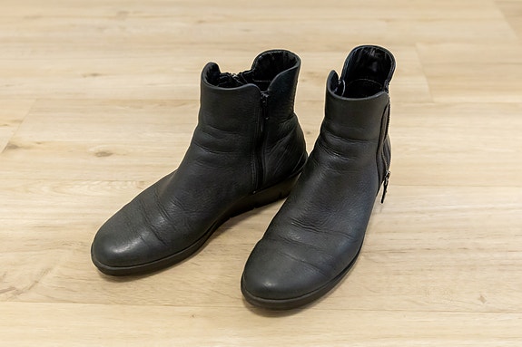 ECCO nahkanilkkurit koko 42 (26,9 cm)