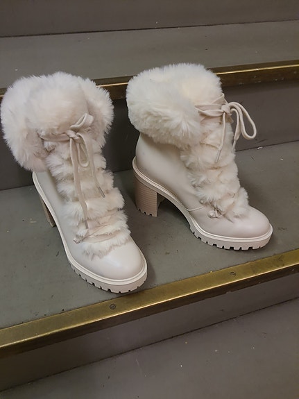 Guess talvikengät koko 36