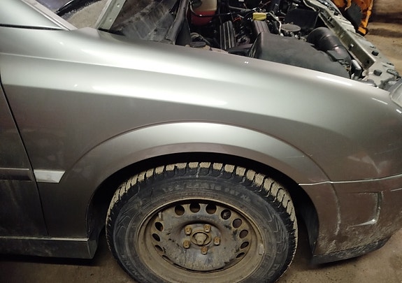 Opel etulokasuoja ja etupuskuri