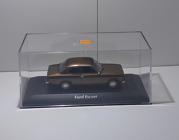 Ford Escort MK1 pienoismalli