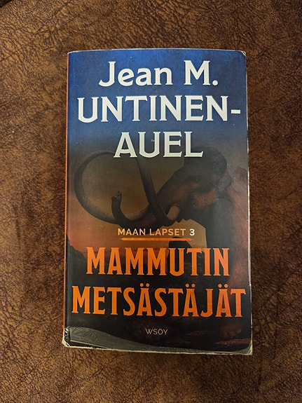 Jean M. Untinen-Auel Maan lapset 3 Mammutin metsästäjät kirja