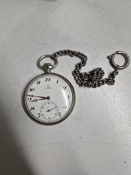 Vintage Omega taskukello
