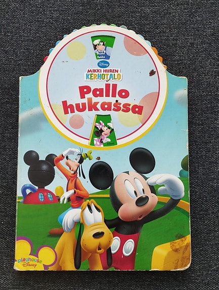 Disney Mikki hiiren kerhotalo pallo hukassa