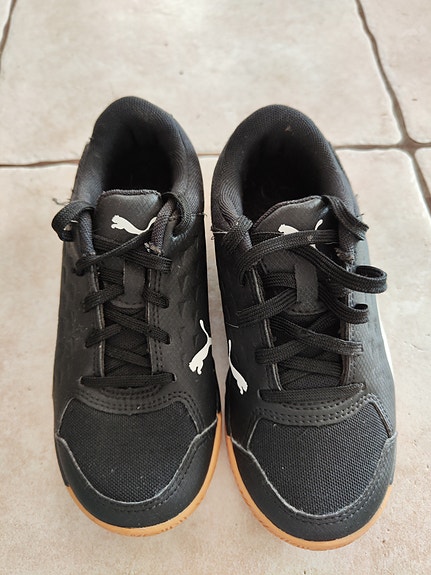 Puma lasten sisäpelikengät koko 31