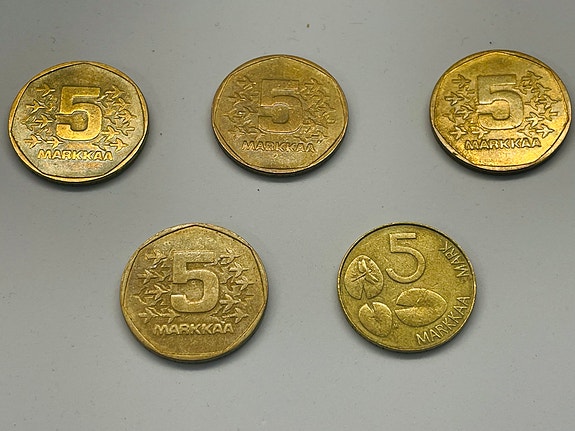 Suomi 5 mk kolikot 5 kpl 1970-luvulta ja 1993, 20€
