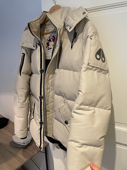 Product image 1 of 7