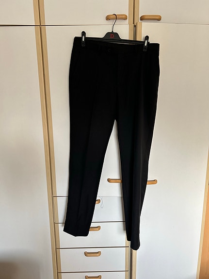 Dressmann miesten puku housut musta 34/34