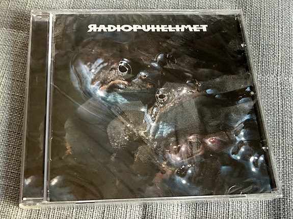 Radiopuhelimet – Radiopuhelimet Rakastaa Sinua CD (Mint / Avaamaton)