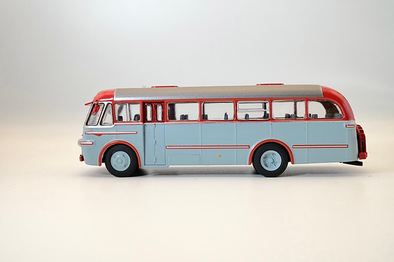 Volvo B 616 vm.1953. Linja-auton pienoismalli.