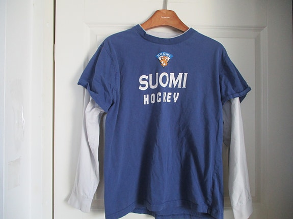 Pitkähihainen t-paita koko M (160 cm) Suomi hockey