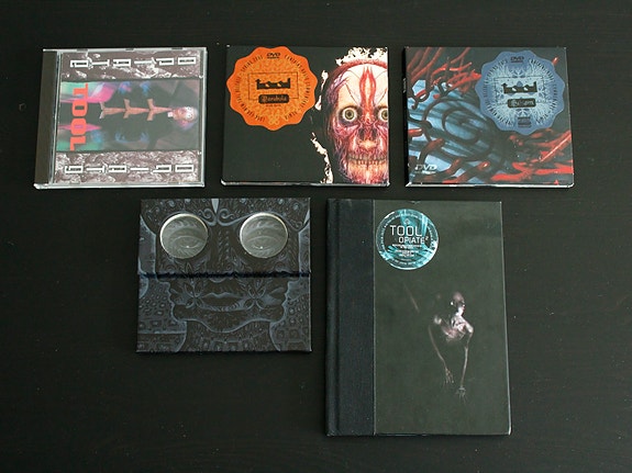 Tool CD/DVD paketti mm. Opiate²