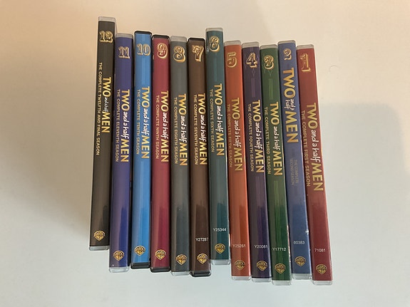 Miehen puolikkaat DVD 1-12