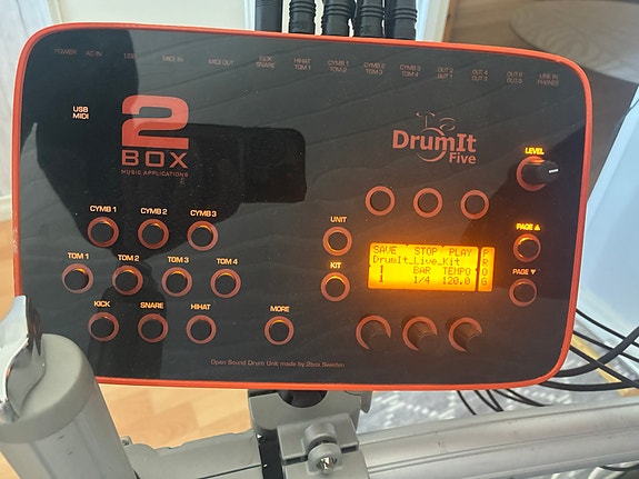 Product image 2 of 3