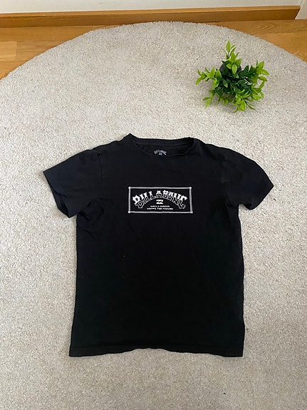Billabong t-paita pojat koko 152 musta