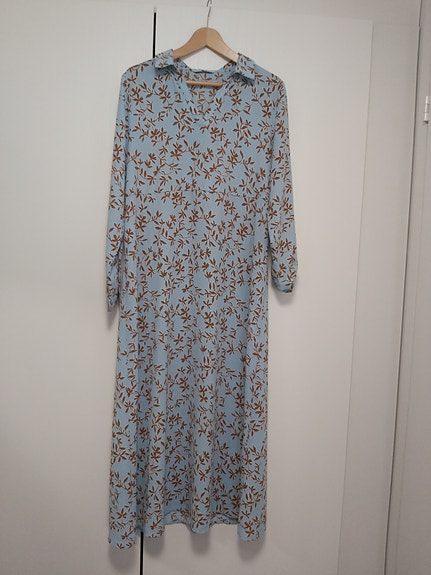 Only vaaleansini-ruskeakuviollinen maksimekko, koko 38