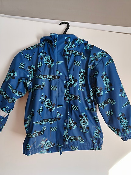 Vuorellinen sadetakki