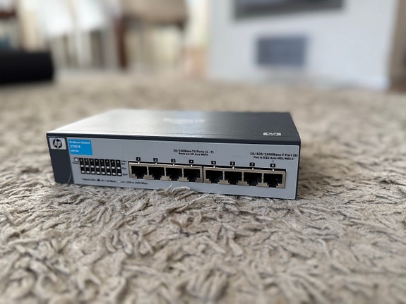 HP ProCurve kytkin 8-porttinen/ Procurve 1700-8  switch
