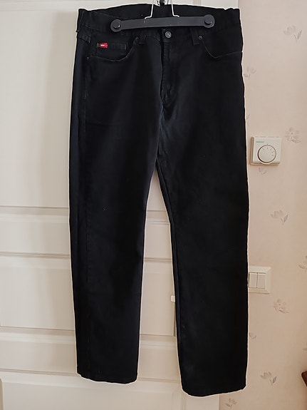 Siistit Lee Cooper farkut 34/30