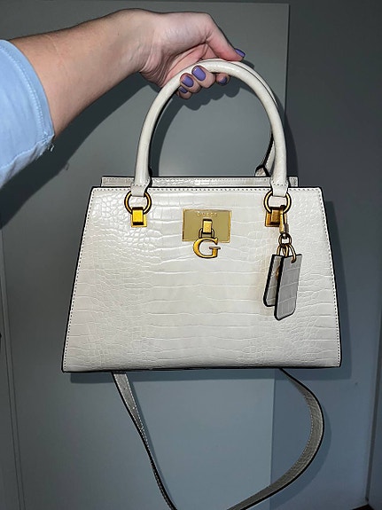 Uusi Guess laukku – valkoinen / beige, erittäin tyylikäs