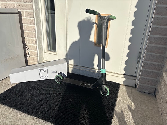 Product image 2 of 9