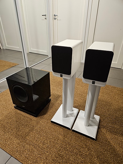 Q-acoustics 2020 + Audio Pro Ace Bass B1.36