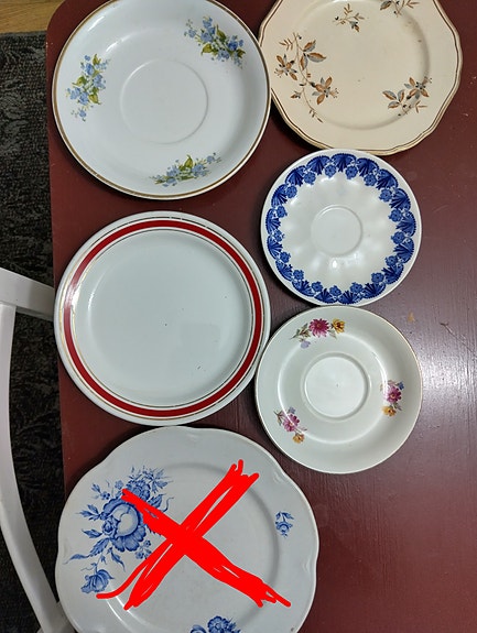 Arabian vanhat lautaset