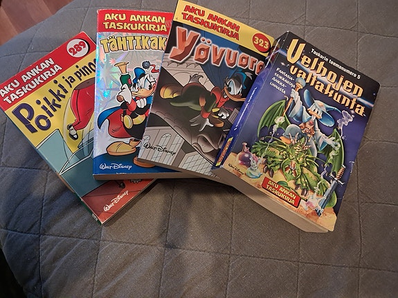 Aku Ankan taskukirjat ja taskarin teemanumero 5