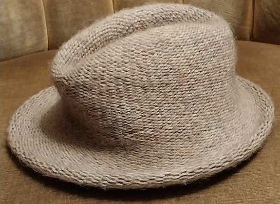 VINTAGE - HATTU