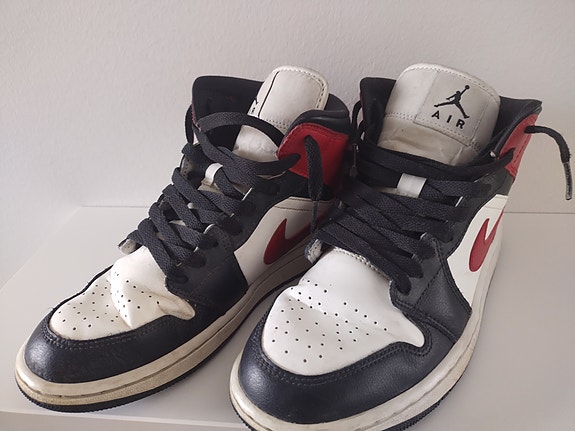 Nike Air Jordan kengät