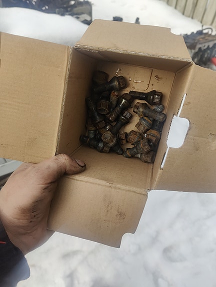 pyörän pultit sarja