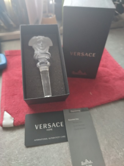 Versace viinipullon korkki Medusa-koriste